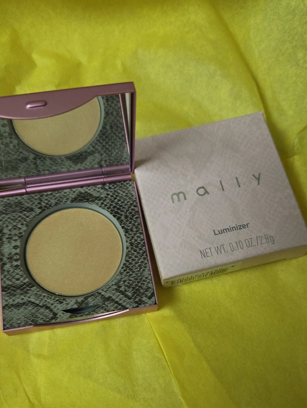 Mally Beauty Luminizer Highlighter —Heavenly